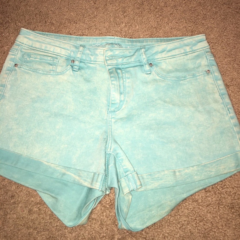 Tiffany blue distressed stretch shorts